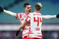 开云体育-包含莱比锡红牛翻盘土耳其，恩昆库完成帽子戏法的词条