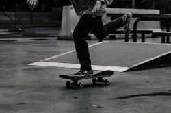 开云体育app-达拉斯独行侠的东方哲学，当字母哥的孤勇遇上中国赛的魔幻现实