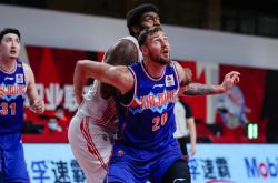 开云官网-河南男篮外援努尔兹苏进入状态，助球队获胜的简单介绍