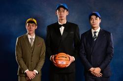 开云APP-NBA选秀大会举行，新秀集体亮相