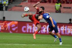 开云官方app入口-球赛中的每一场对决都异常激烈