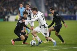 开云平台-包含曼城完胜巴萨，萨拉赫状态火热的词条