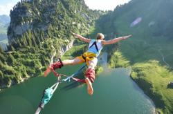 开云体育下载-南北双雄，广东力克京畿，哈登跨洋接管世界杯