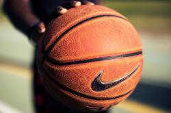 开云体育下载-跨界绝杀，从掘金压哨到杜兰特接管，竞技体育的致命时刻