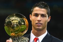 开云体育登录-塔图姆完成里程碑，公牛压制湖人，双线交织的篮球叙事