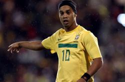 开云官方app入口-西决生死战之夜，莱万攻防转换核心，一肩扛起胜负天平