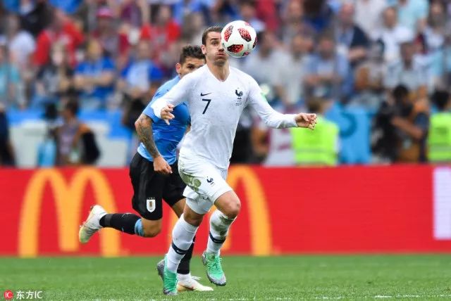 包含巴西轻取里昂，格列兹曼统治全场的词条