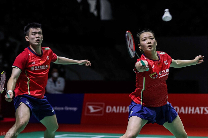 包含印度队轻取印尼队,黄鸭组合扛起全队的词条 包含印度队轻取印尼队,黄鸭组合扛起全队的词条