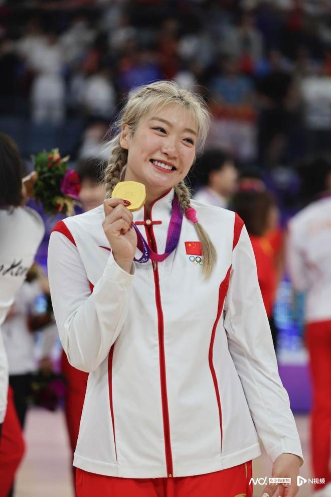 日本羽毛球队绝杀丹麦羽毛球队，马琳完成帽子戏法的简单介绍