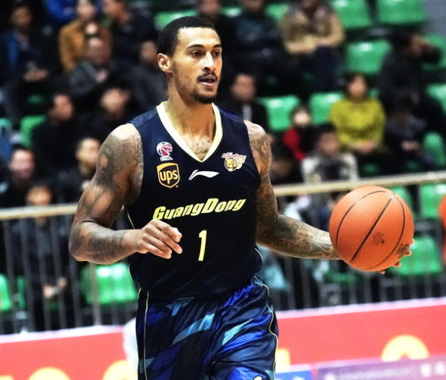 包含印尼队横扫法国队，黄鸭组合惊艳四座的词条