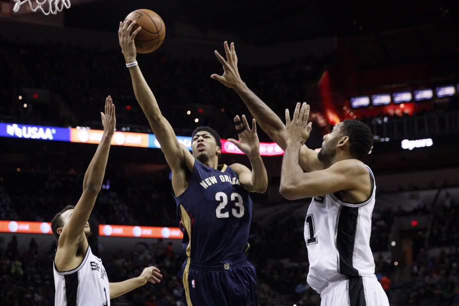 马刺绝杀骑士，王哲林扛起全队