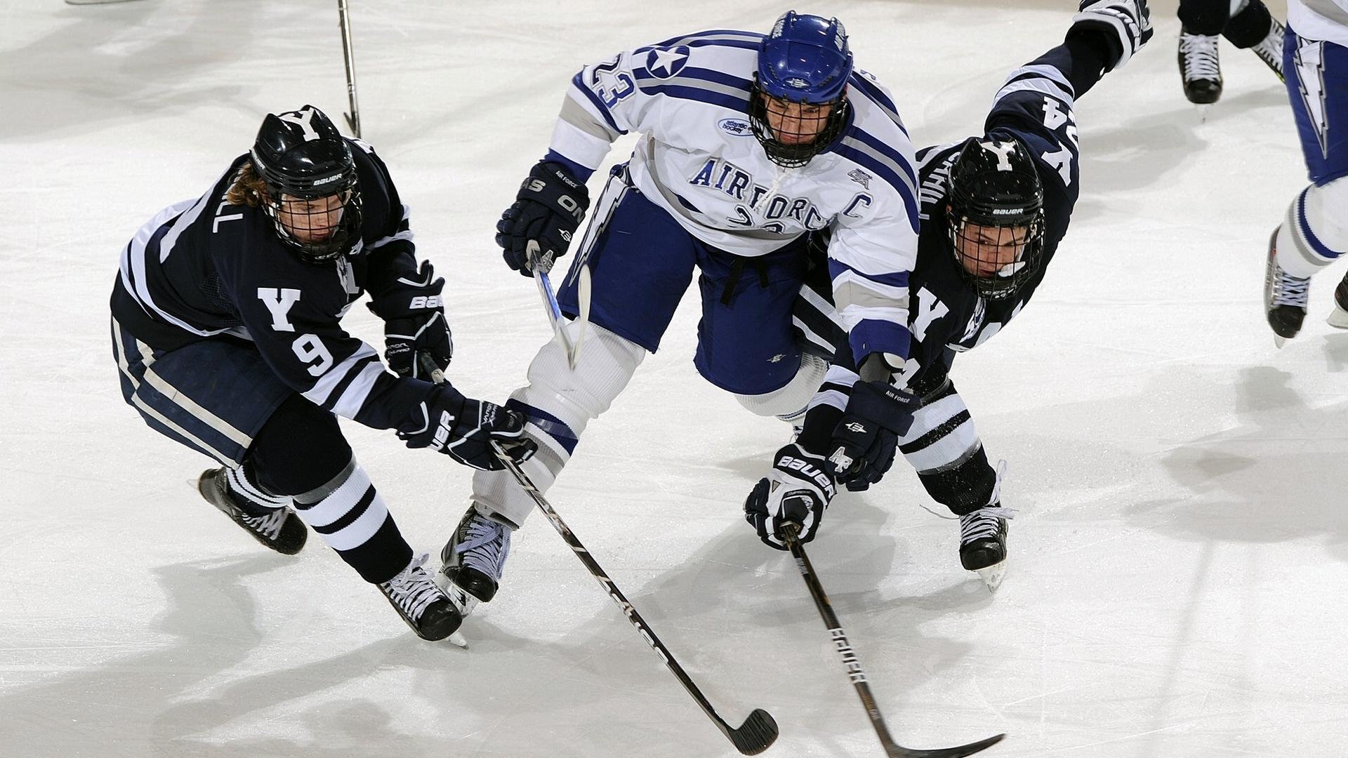 赛道与球场，当F1街道赛之夜遇见约基奇的末节统治