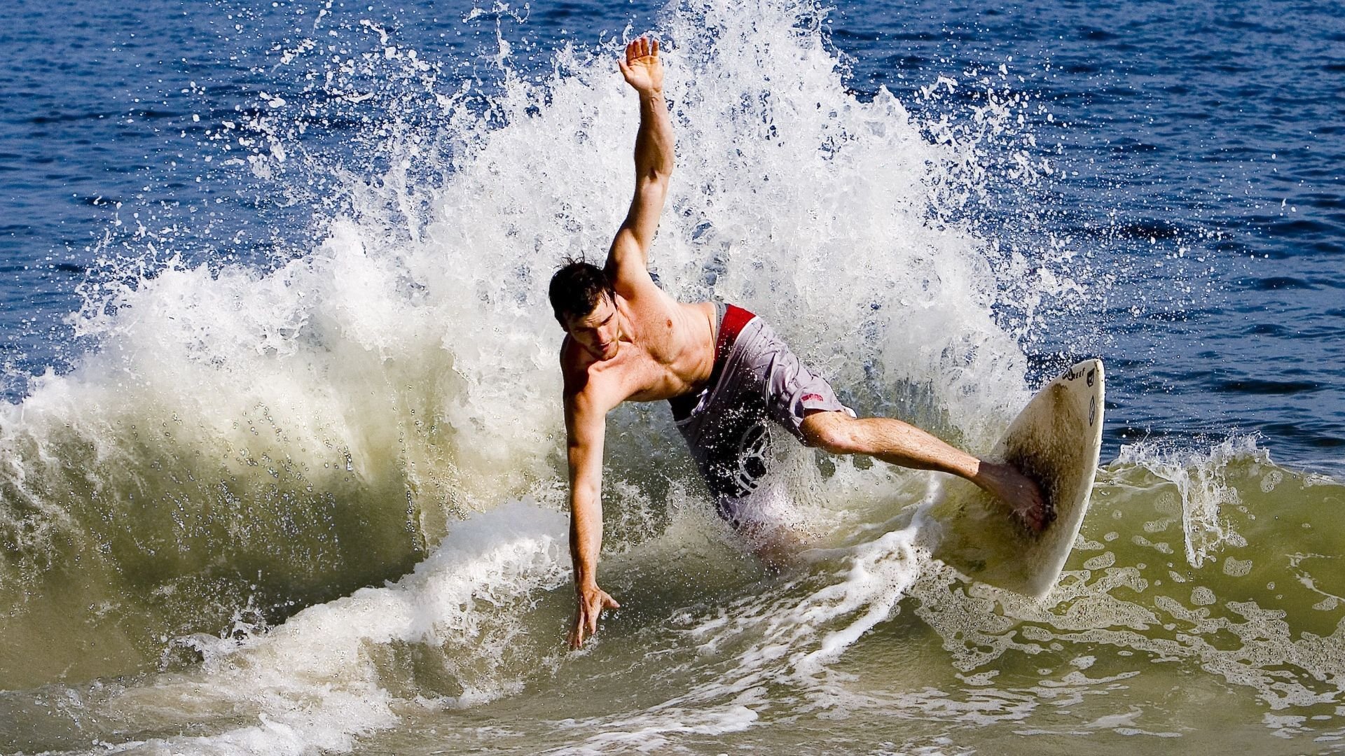 美网绝杀澳网，辛纳点燃赛场，一场改写历史的青春风暴