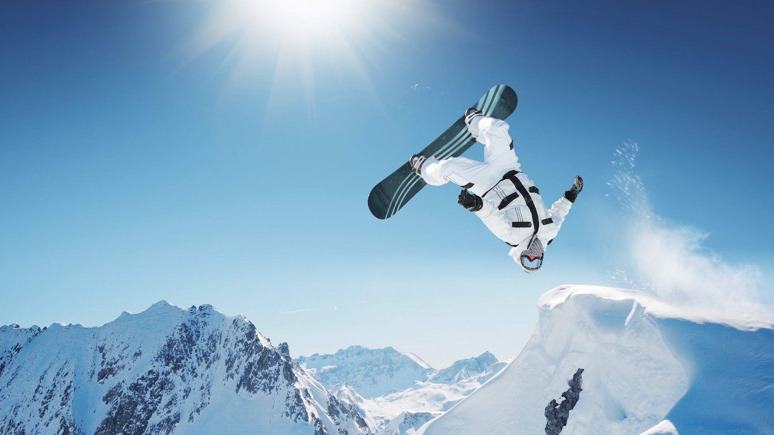 西甲国家德比之夜，霍勒迪贡献制胜表现